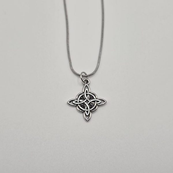COLGANTE NUDO BRUJA BISUTERIA CADENA BISU
