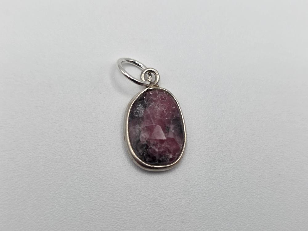 Colgante Rodonita Facetada Plata de Ley