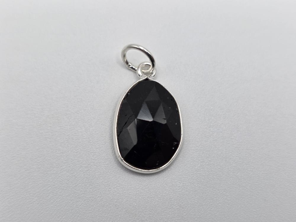Colgante Turmalina Negra Facetada Plata de Ley